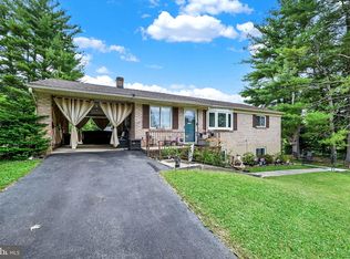 15503 Magnolia Dr, New Freedom, PA 17349