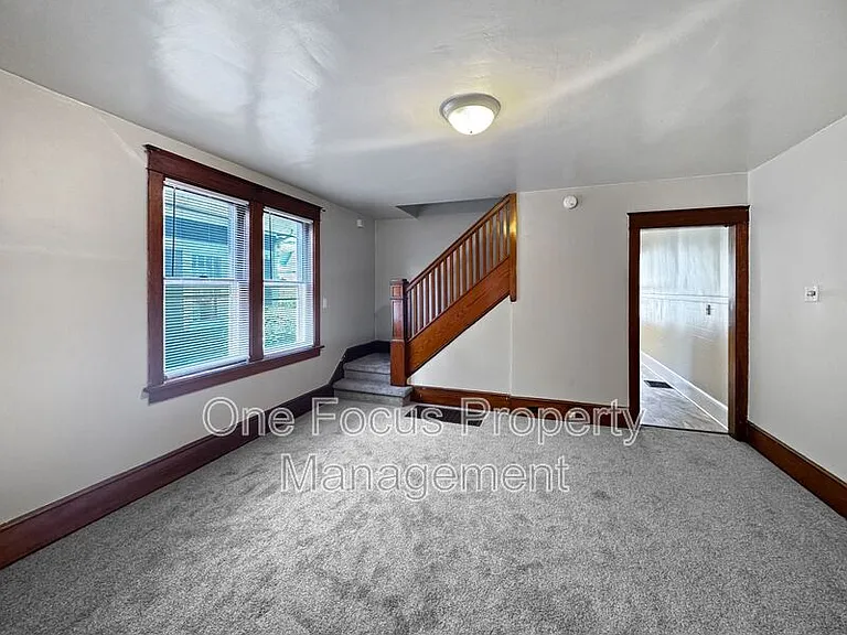 1414 Park Ave — Photo 5