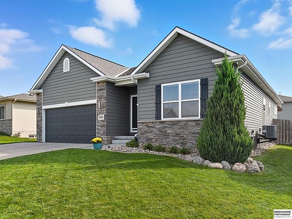 3rd image of 5021 N 208th Ave