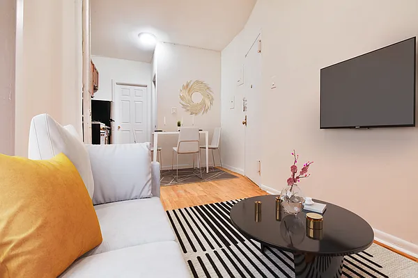 Rented by Platinum Properties | media 13