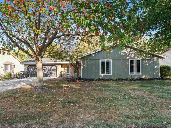 6605 Hillsboro Ln, Fort Wayne, IN 46835