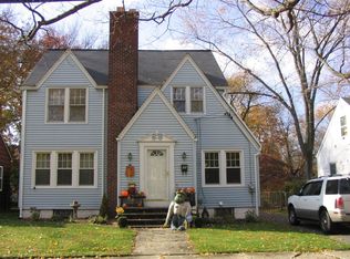 36 Garland St, Springfield, MA 01118