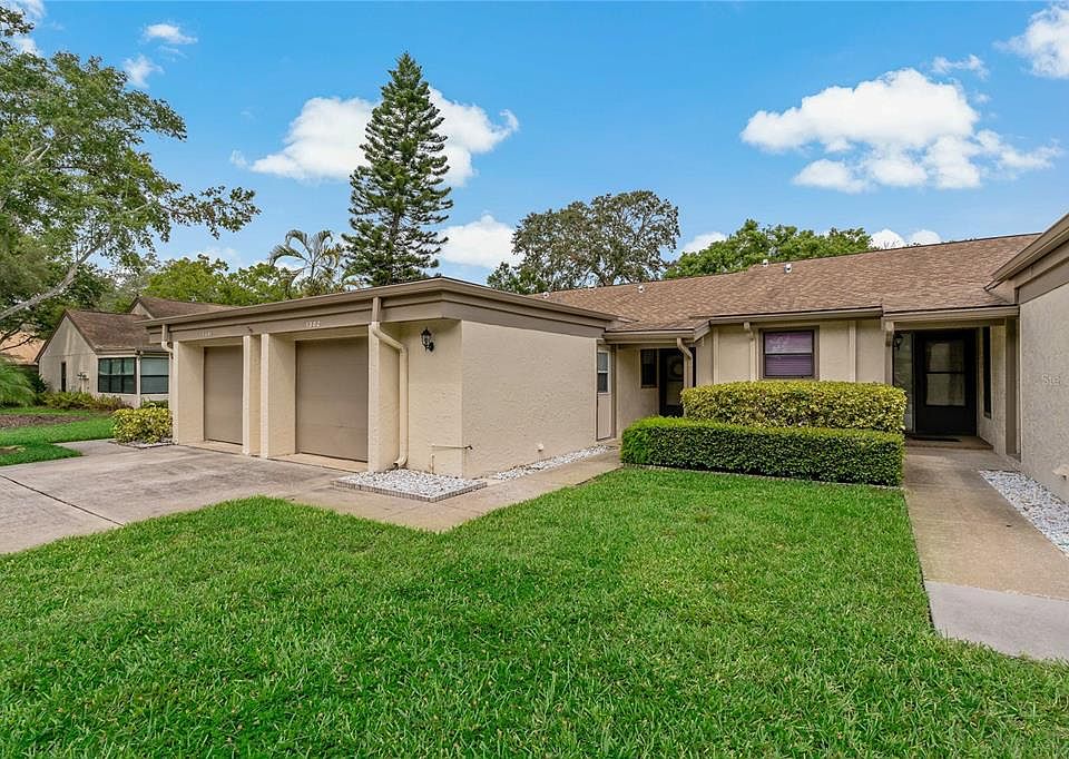 1st image of 1302 Golfview Dr