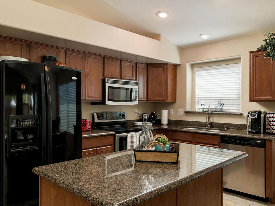1st image of 10325 W Albeniz Pl