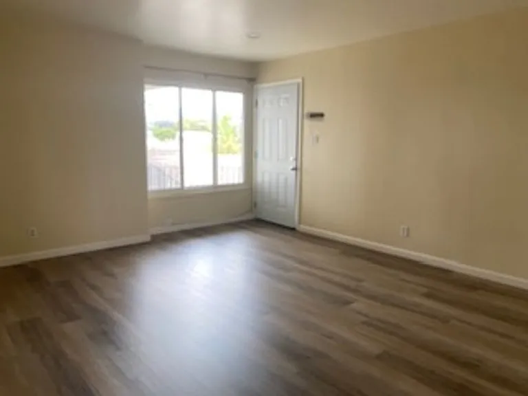 4216 Nevin Ave — Photo 23