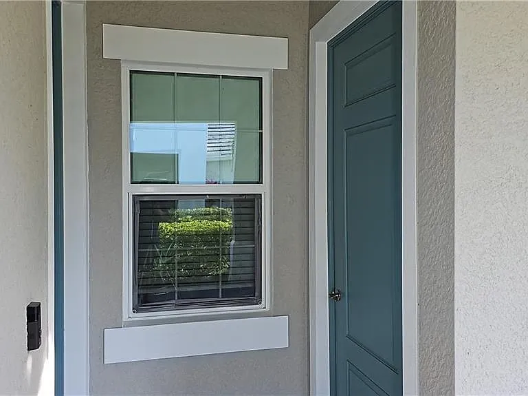 2305 Ariane Dr — Photo 6