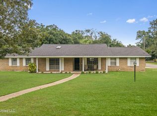 10 Wen Mar Ave, Pass Christian, MS 39571