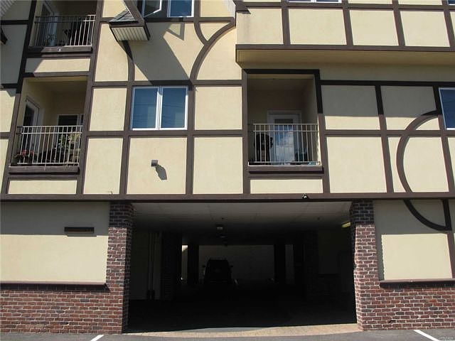 2nd image of 289 Post Ave APT 206
