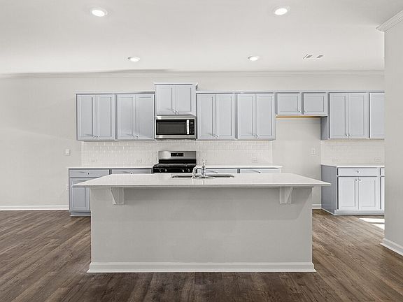 6th image of this home