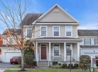 56 Canary Drive, Lakewood, NJ 08701