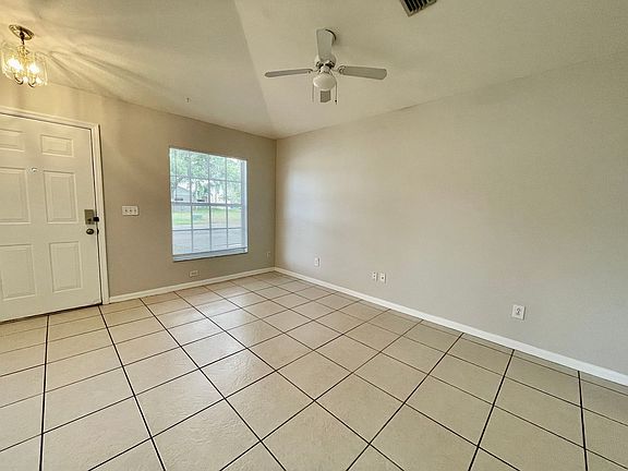 4th image of 10241 Allenwood Dr