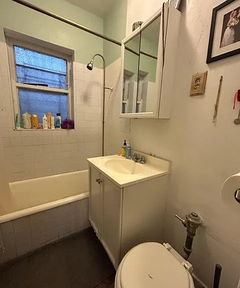 6643 N Newgard Ave #1E — Photo 7