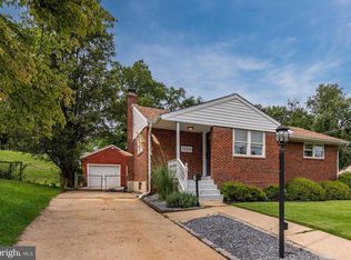 1104 Thornden Rd, Rockville, MD 20851