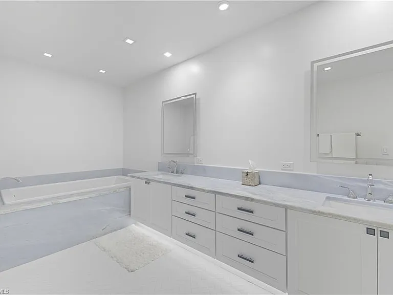 360 Carlton Pl #11 — Photo 26