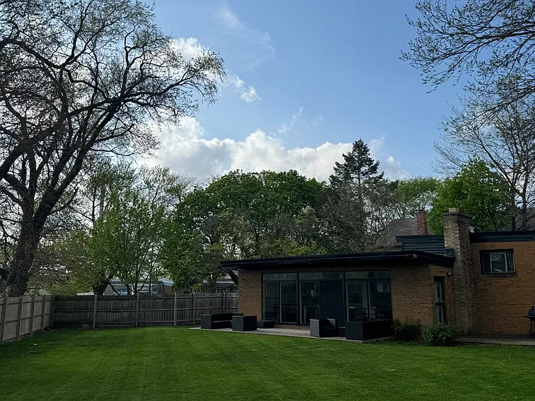 7447 S Constance Ave — Photo 13