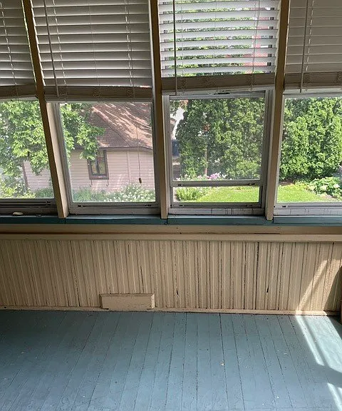 211 N Larch Ave — Photo 8