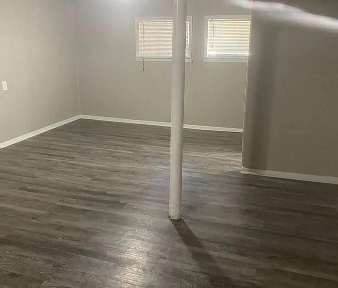 6002 N Euclid Ave — Photo 11