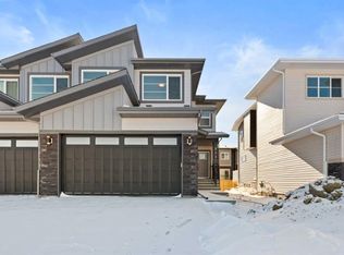 311 N Waterford Rd, Chestermere, AB T1X 2M7