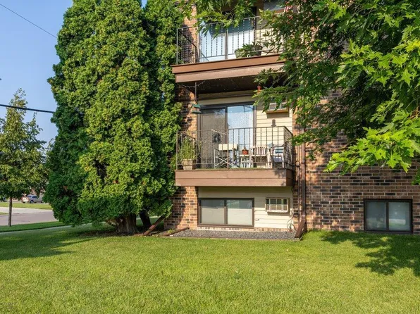 1401 25th Ave S #B202, Fargo, ND 58103