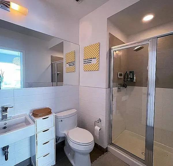 217 Newark Ave #501 — Photo 7