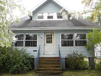 1st image of 310 S Ninth Ave