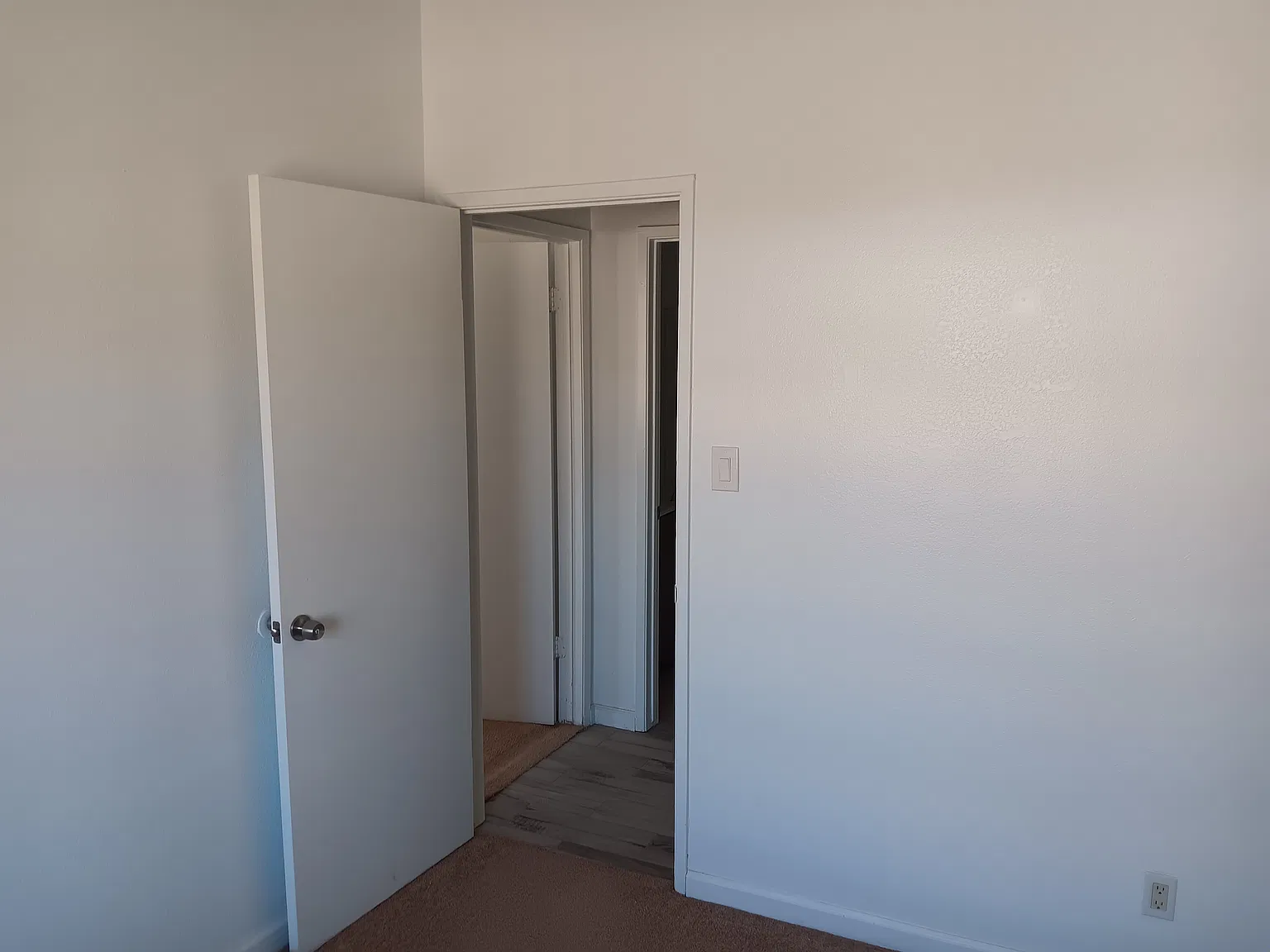 3 bed, $1,650 — Photo 2