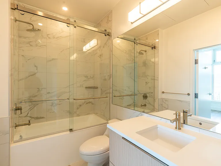 1763 Comox St — Photo 42