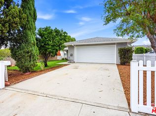 10818 Eldora Ave, Sunland, CA 91040