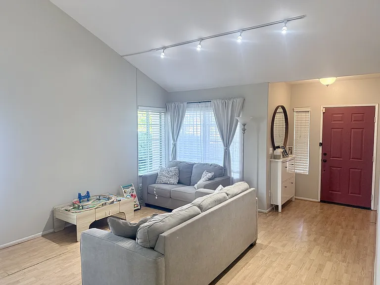 26587 Alta Ave — Photo 3