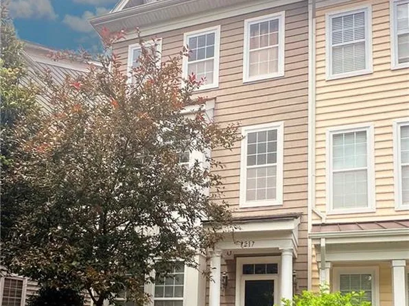 217 Tigerlilly Dr, Portsmouth, VA 23701