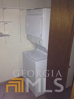 2 bed, 1.0 bath, 1664 sqft, $1,400 — Photo 4