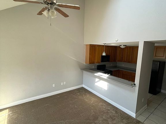 3rd image of 3245 Sawtooth Dr