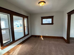 619 W 1st St, Waterloo, IA 50701