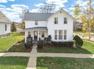 231 2nd Ave, Baraboo, WI 53913