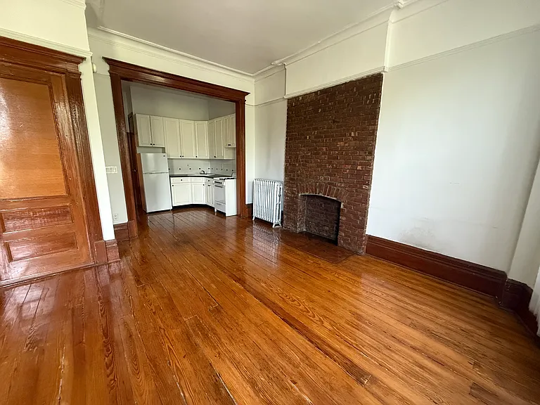 356 Union St #10 — Photo 3
