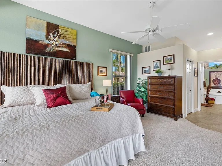 3433 SW 27th Ave — Photo 11