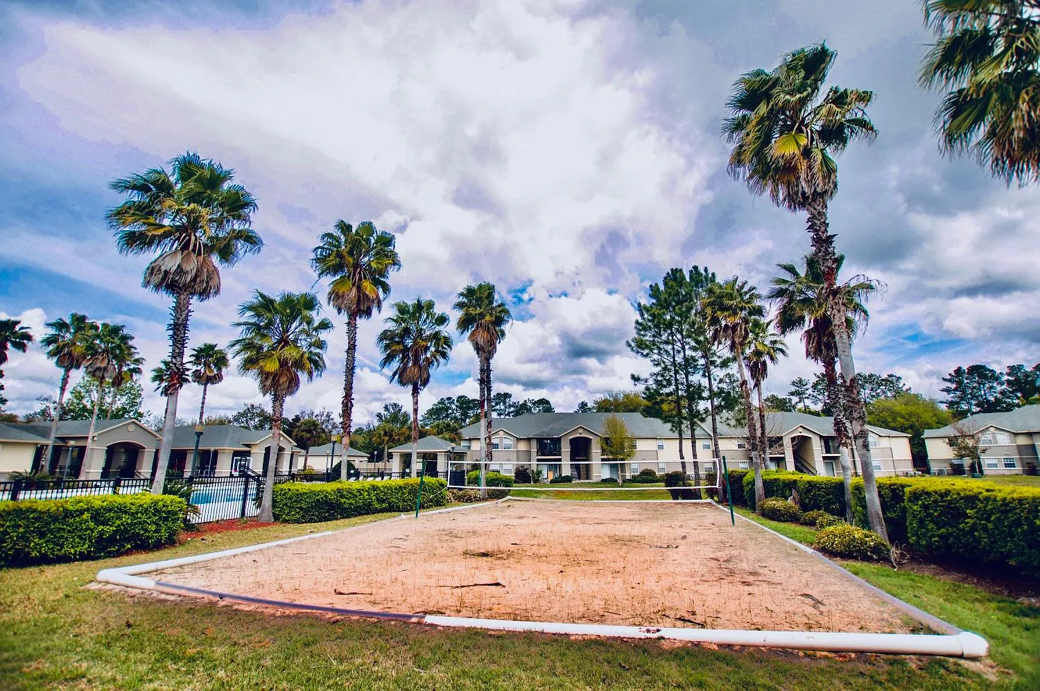 2 bed, 950 sqft, $2,400 — Photo 1