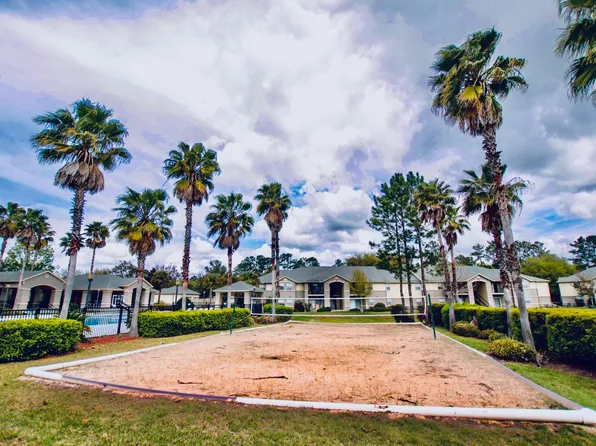 3705 SW 27th St APT 226, Gainesville, FL 32608