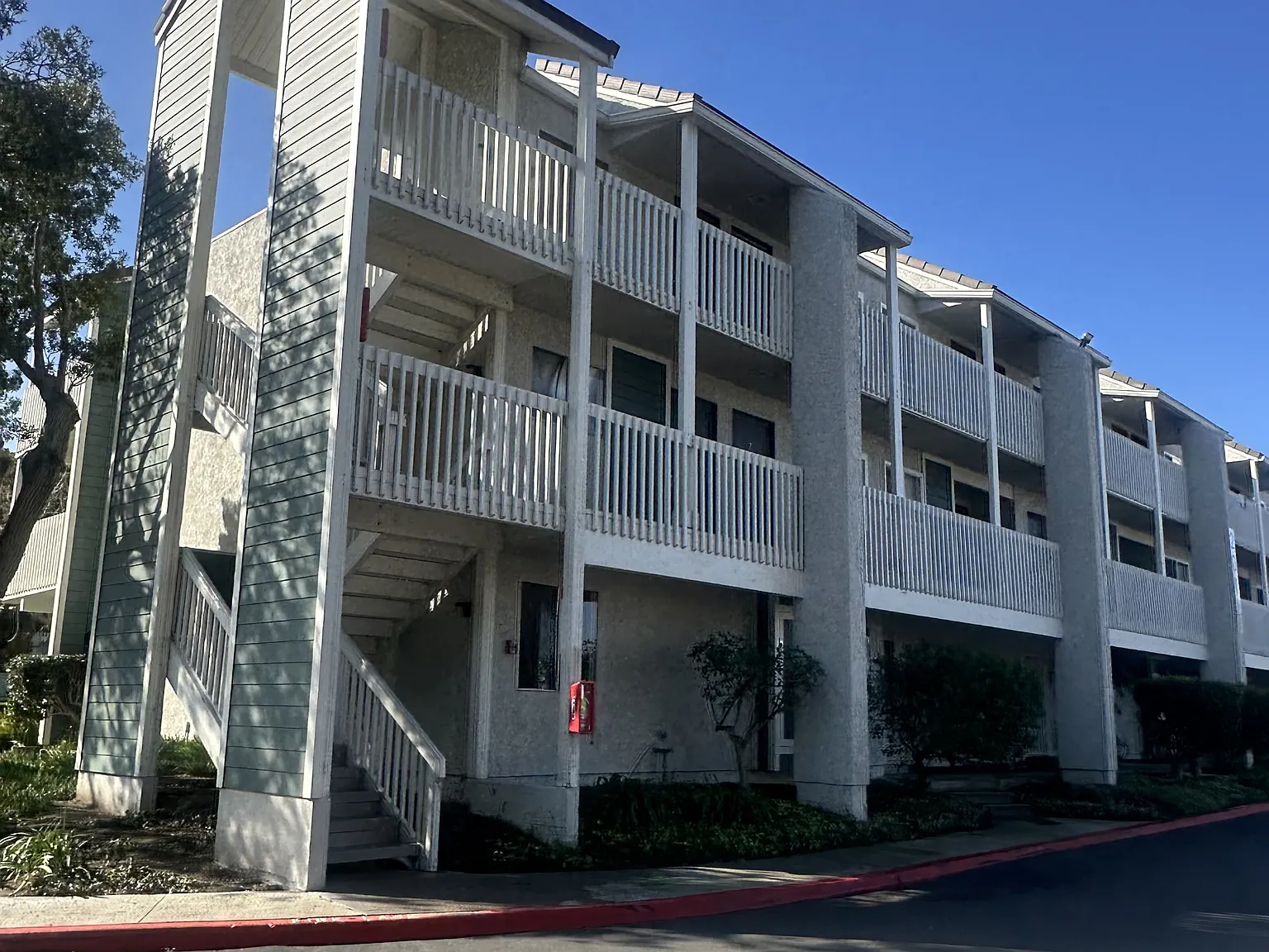 Ventura 201-6 - 1 — Photo 1