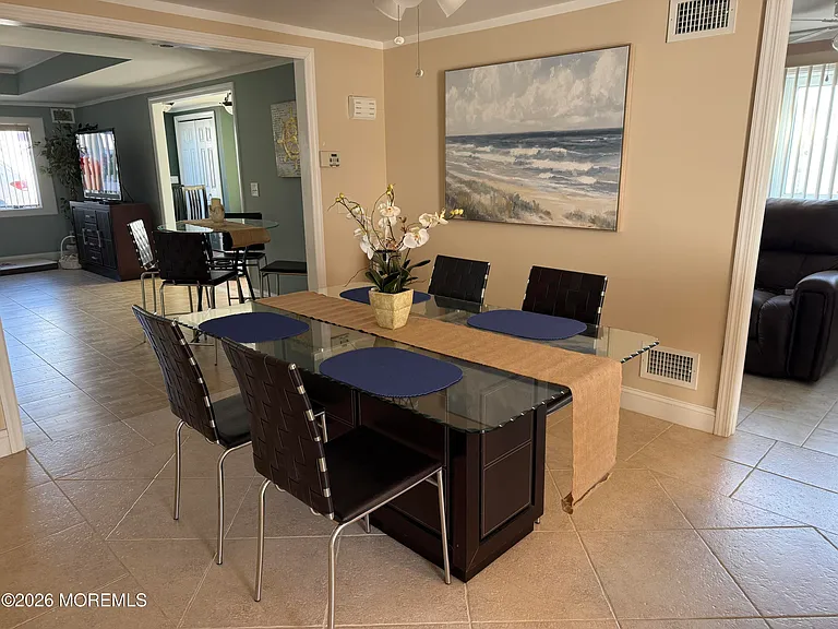 102 W Colony Rd — Photo 17