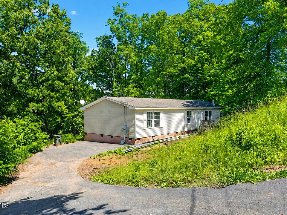 1st image of 109 Daniel Ln