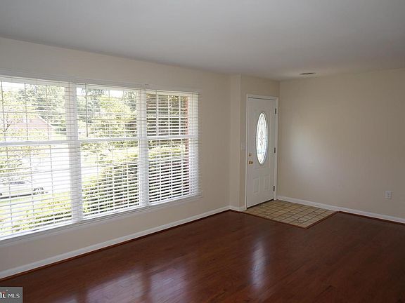 3rd image of 1806 Brightwood Dr