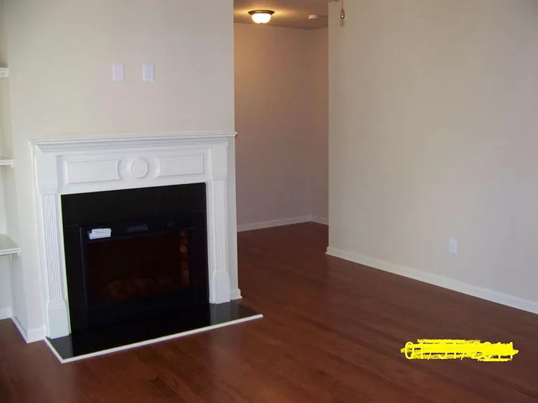 1557 Creek Bend Ln — Photo 7