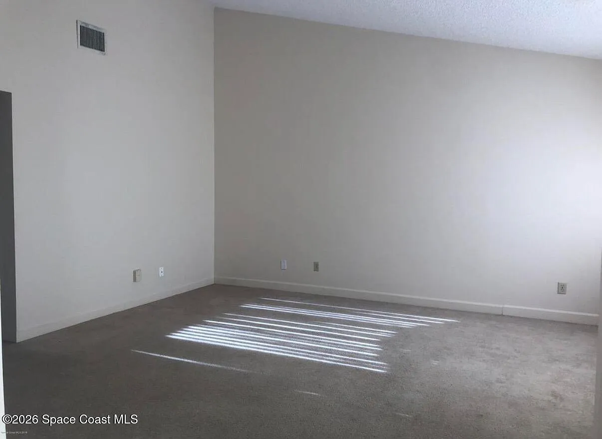 2 bed, 2.0 bath, 1011 sqft, $2,200 — Photo 4