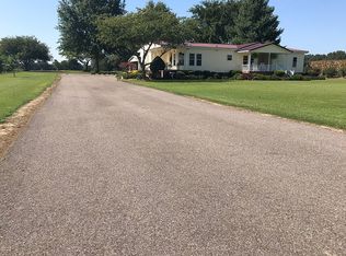 420 State Route 185, Trenton, TN 38382