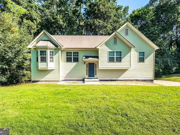 3907 Robin Ct, Acworth, GA 30101