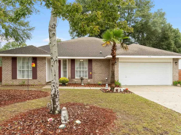 6516 Starboard Dr, Milton, FL 32570