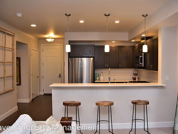 4th image of 4961 Main St Unit 717