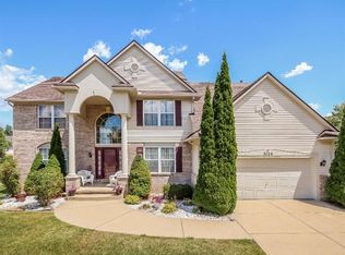 3120 Birchwood Dr, Ann Arbor, MI 48105