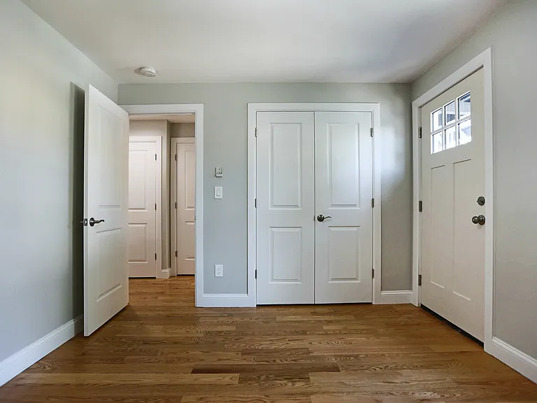 349 Mount Pleasant Avenue — Photo 13